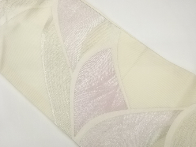 Nagoya obi woven with a gauze wave pattern